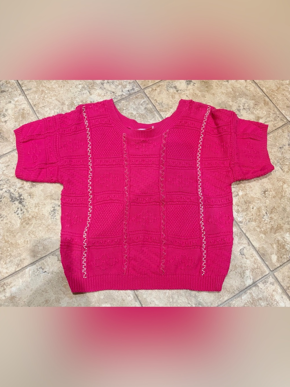 Vintage 80’s Women's Hot Pink Short Sleeve Knit Sweater - Casual Pullover